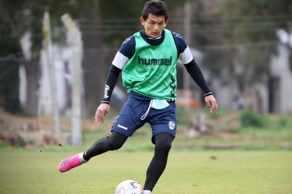 Gimnasia llegará a Santa Fe sin Pulga Rodríguez y varios titulares - Vimarsana News