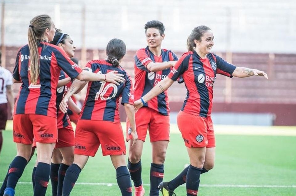 Anuncian acuerdo para la transmisión de partidos de la Liga Femenina de Fútbol - Vimarsana News