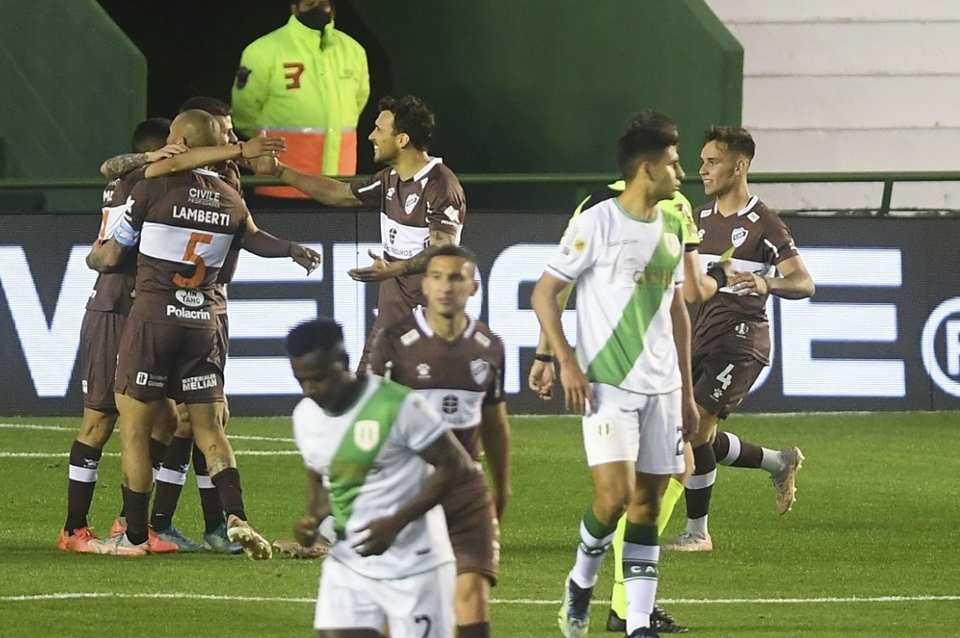 Platense logró un gran triunfo ante Banfield - Vimarsana News